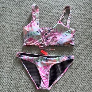 Maaji Rainbows Danzel Lace Up Bralette Bikini Top & Thin Side Bottom Size M NWT